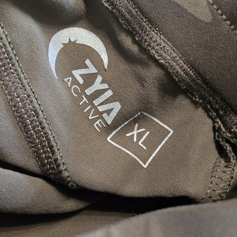 Sold Zyia Active Camo Joggers Fitness Excersize Pants - Picture 6 of 6